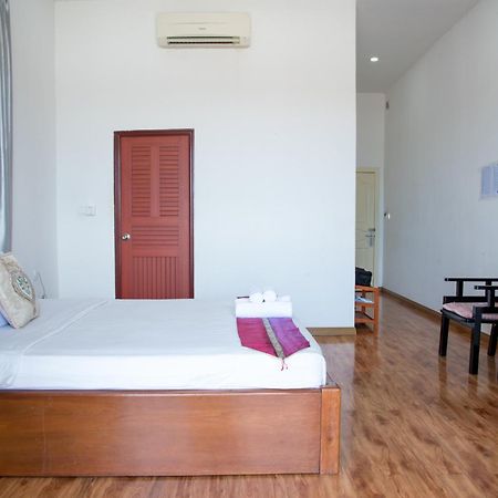 New Season Riverside Hotel Phnompenh Exteriér fotografie