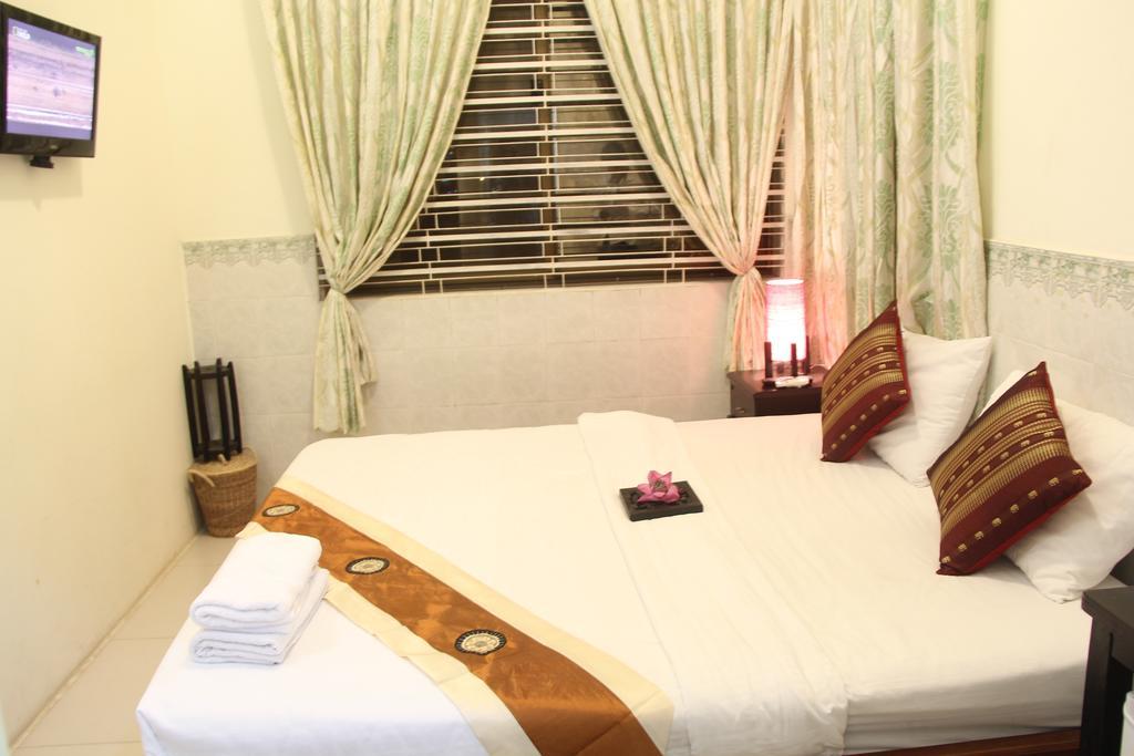 New Season Riverside Hotel Phnompenh Pokoj fotografie