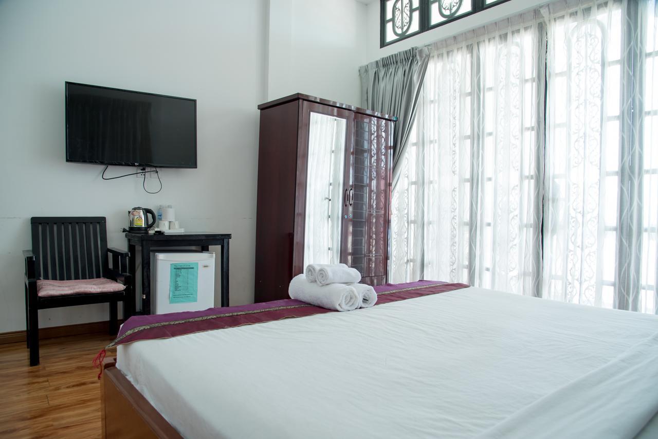 New Season Riverside Hotel Phnompenh Exteriér fotografie